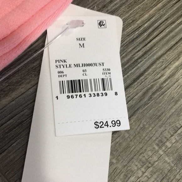 MESSI PINK SHORTS. - Picture 3 of 9